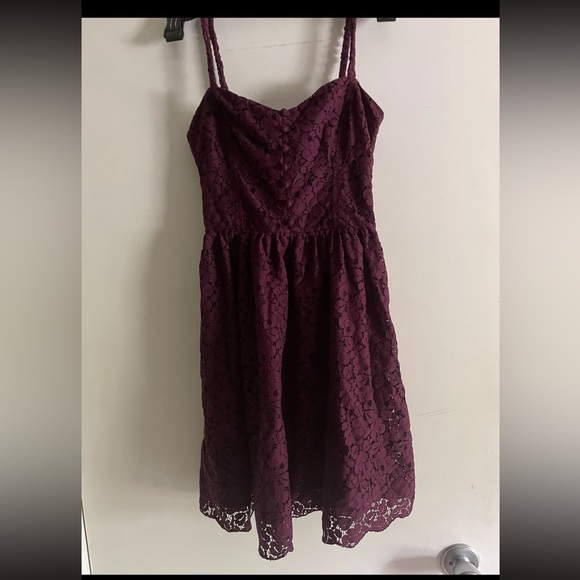 Aritzia burgundy(dark raspberry) lace dress with button detail - Picture 1 of 1